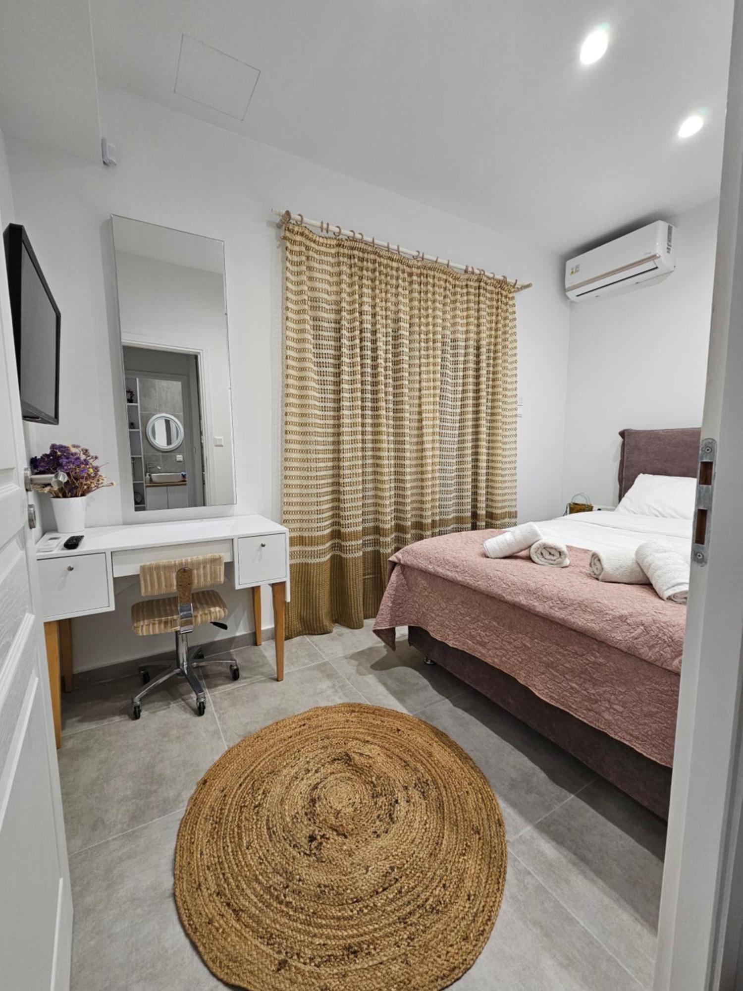 Bamboo Apartment Marousi Center Athens Exterior photo